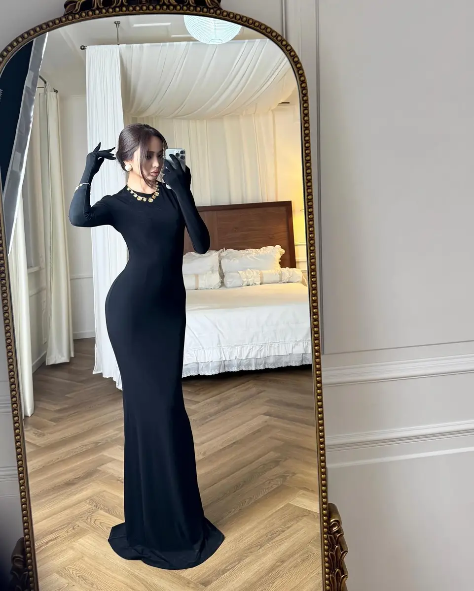 Aigerim escort in Hong Kong
