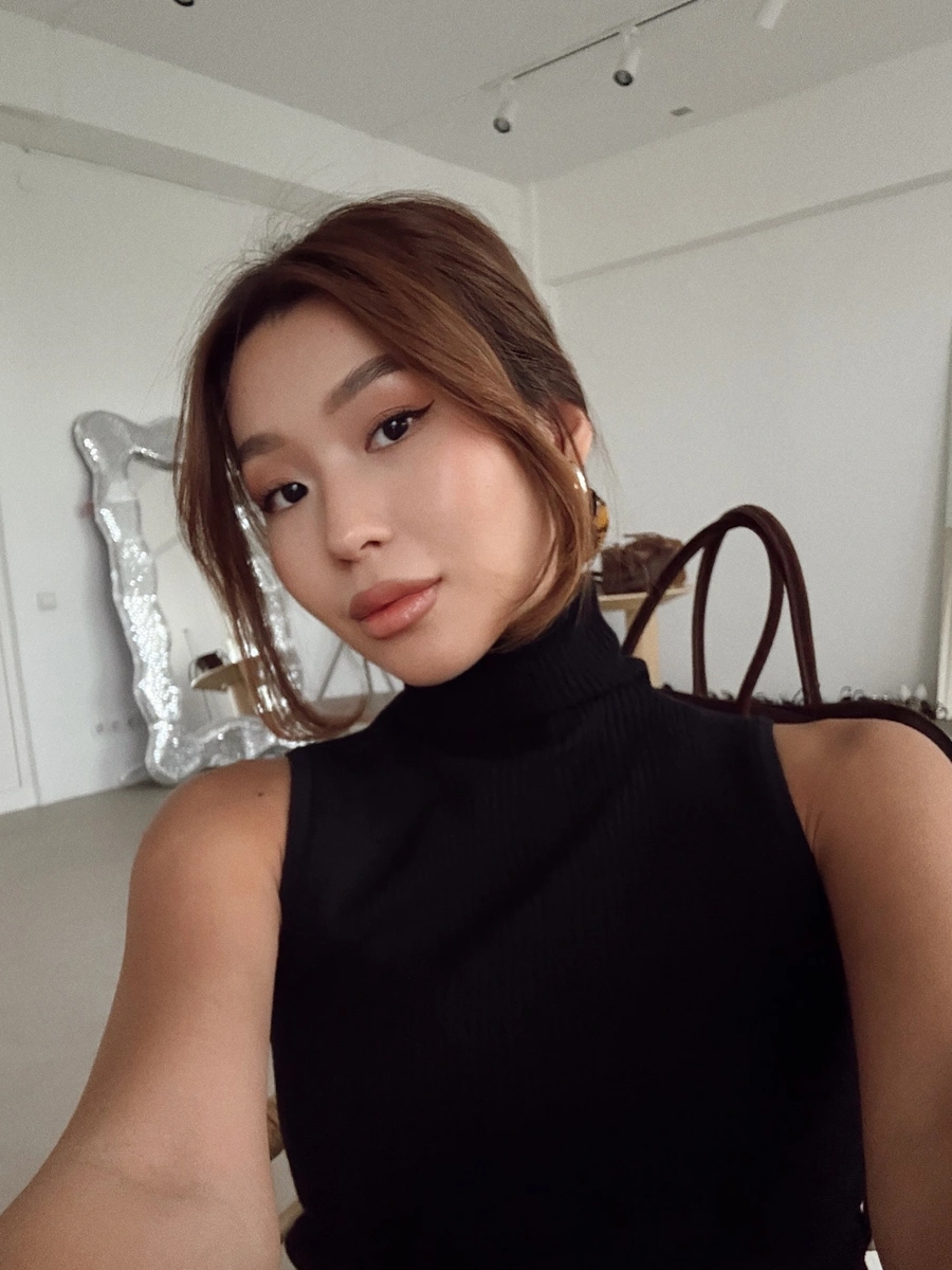 Kamilya escort in Hong Kong