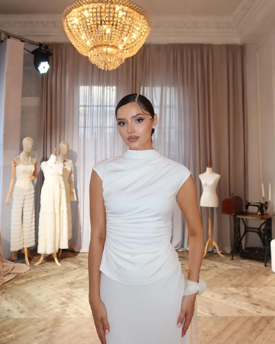 Laila escort in Hong Kong