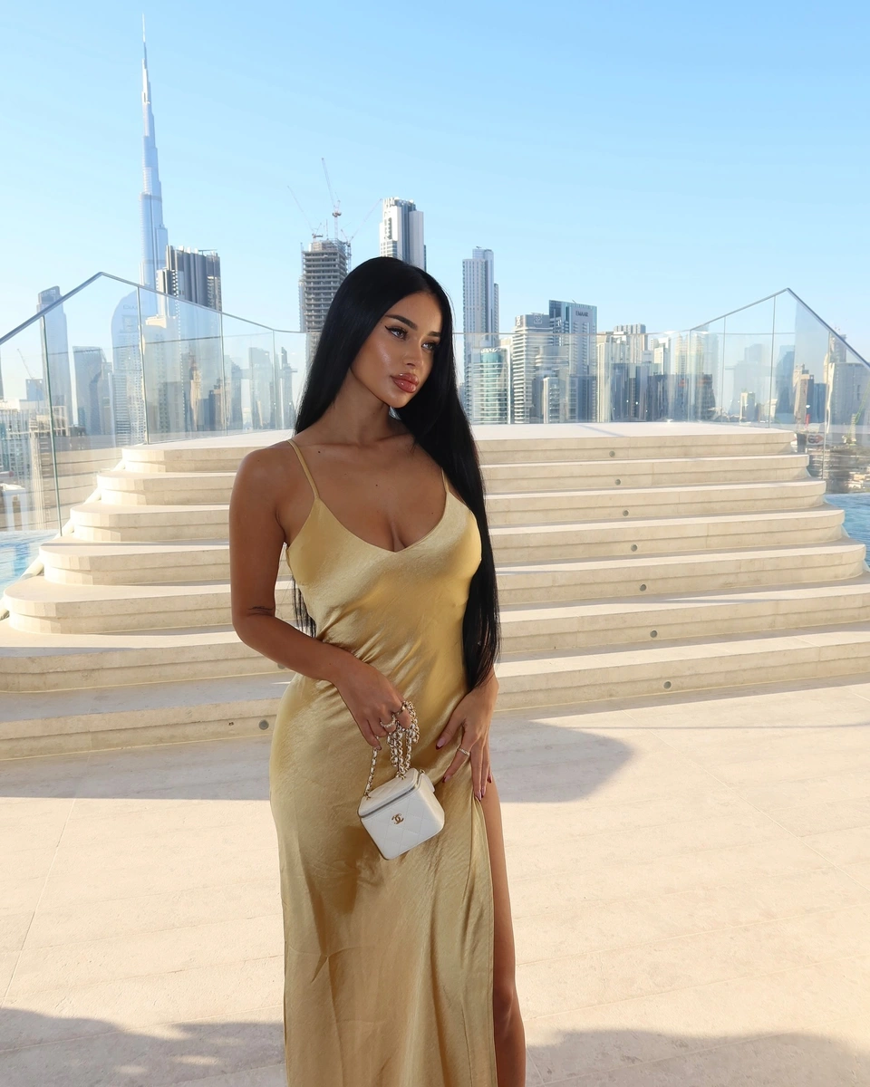 Malika escort in Hong Kong