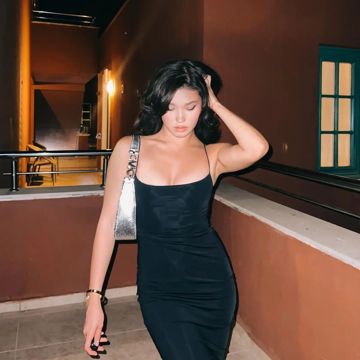 Stefania escort in Hong Kong